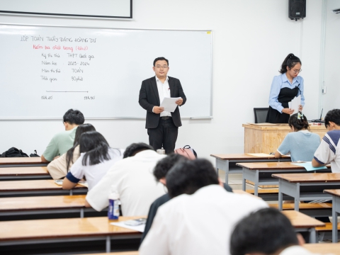 Luyện Thi THPTQG năm học 2023 - 2024