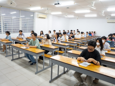 Luyện Thi THPTQG năm học 2023 - 2024