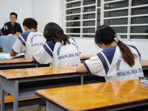 Luyện Thi THPTQG năm học 2023 - 2024