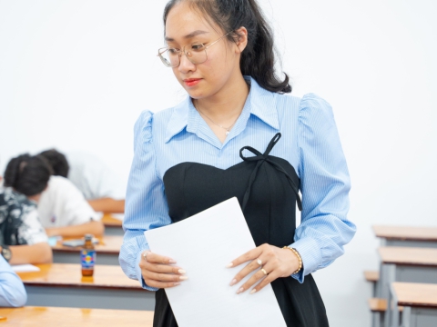 Luyện Thi THPTQG năm học 2023 - 2024