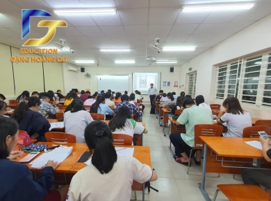 Luyện toán lớp 9